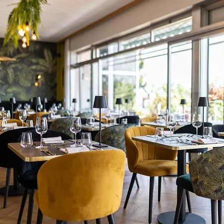 By La Perla 3* Ascona