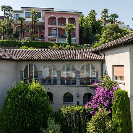 By La Perla Guest house 3*