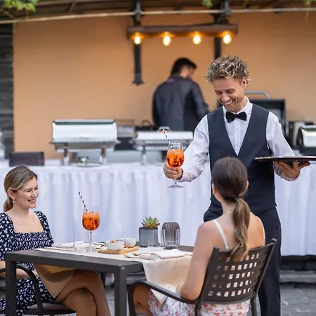 Guest house By La Perla 3*