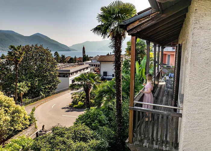 By La Perla 3* Ascona