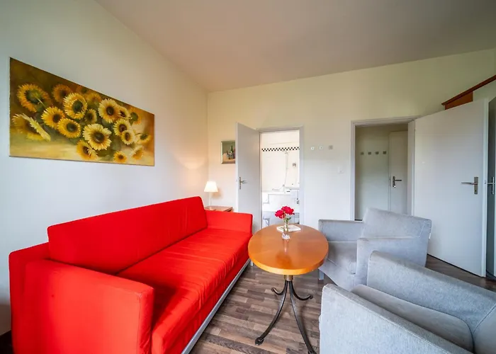 By La Perla Guest house Ascona